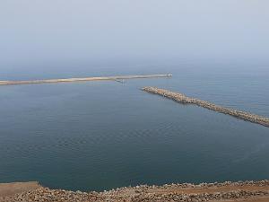 ORAN 2009 le port d'Oran  la jetee 